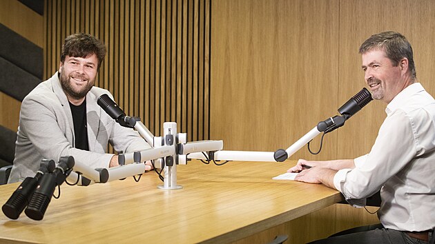 Hostem podcastu Industrial je Josef Kölbl, spolumajitel rodinného včelařství Domovina.