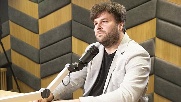 Hostem podcastu Industrial je Josef Kölbl, spolumajitel rodinného včelařství Domovina.