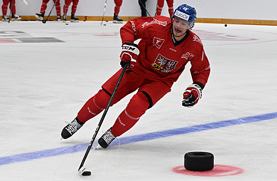Jakub Vrána na tréninku eské hokejové reprezentace