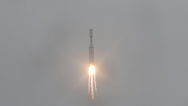 nsk raketa Long March-8 nese satelit na orbitu. (20. bezna 2024)