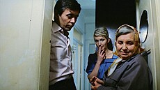 Josef Abrhám, Daniela Koláová a Milada Jeková ve filmu Kulový blesk (1978)