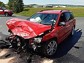 Dopravní nehoda ty osobních automobil u Unhot na Kladensku.