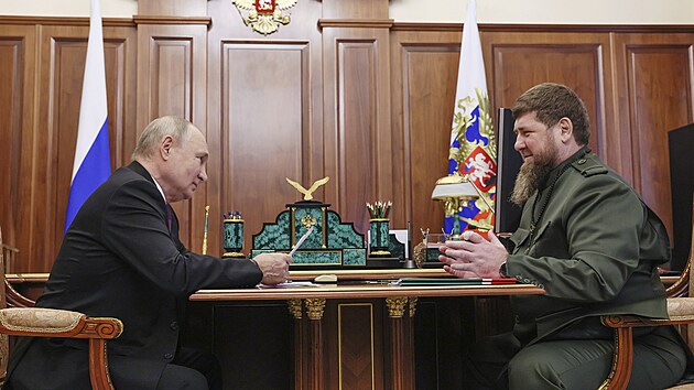 Putinova asovan bomba. Kadyrov umr, rozjd se krvav boj o trny