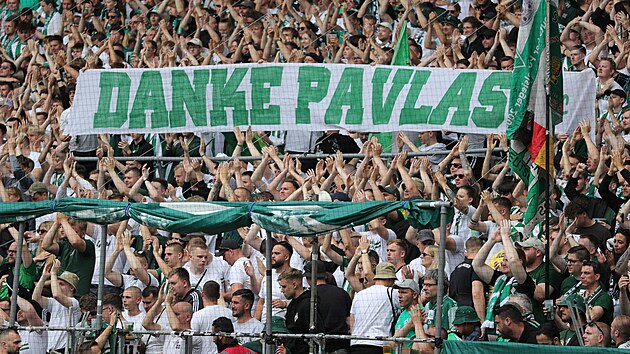 Fanouci Werderu Brémy se louí s eským gólmanem Jiím Pavlenkou.