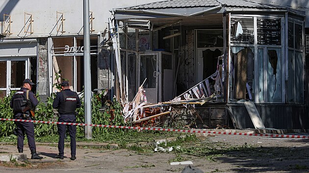 Následky ostelování ruského Belgorodu. Ruské úady z útoku viní Ukrajinu. (9....