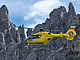 Bhem kalendáního roku vzlétne vrtulník v rakouských Alpách ke tyem tisícm...