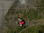 V ulicích Vovansku leí tla civilist, ukazují videa z dron