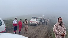 Pátrací akce po troskách vrtulníku íránského prezidenta Ebrahíma Raísího (20....