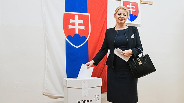 Slovenská prezidentka Zuzana Čaputová odevzdala svůj hlas ve volbách do Evropského parlamentu. (8. června 2024)
