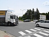 Frekventovaná křižovatka na výjezdu z Otrokovic směrem na Tlumačov má projít... Frekventovaná křižovatka na výjezdu z Otrokovic směrem na Tlumačov má projít...