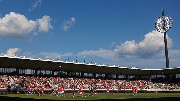 Momentka z utkání fotbalové reprezentace se Severní Makedonií v Hradci Králové.