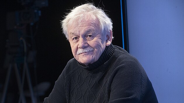 Hostem pořadu Rozstřel je moderátor a hudebník Karel Šíp.