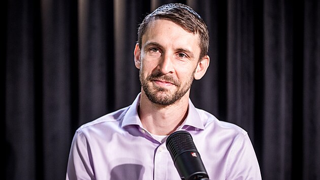 Manažer hypoték skupiny Komerční banky Ondřej Šuchman byl hostem podcastu Kontext.