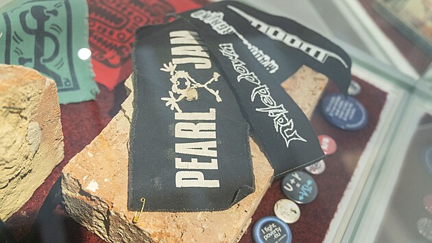 Výstava Klub Underground v Muzeu jihovýchodní Moravy ve Zlíně má za úkol představit hudební scénu a její proměnu ve Zlínském kraji v letech 1960 až doposud. (červen 2024)