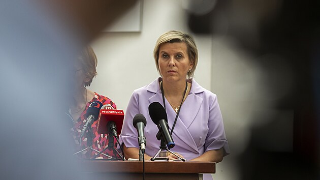 Tisková konference hnutí ANO. Na snímku poslankyně Jana Mračková Vildumetzová (26. června 2024)