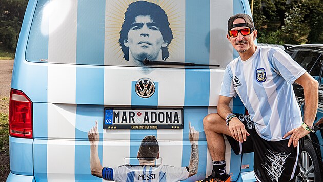 Zakladatel festivalu Obscene Extreme Miloslav Urbanec alias Čurby je velk&yacute;m fanou&scaron;kem Argentiny.