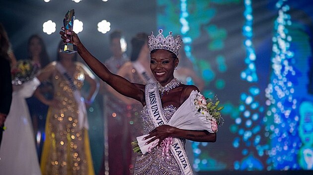 Maltská Miss Universe Beatrice Njoya