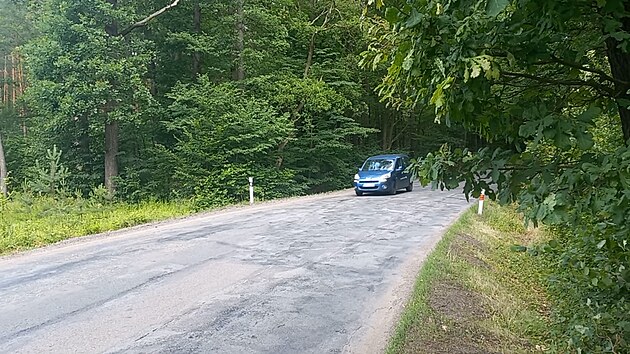 Část krajských silnic na Pardubicku je v hrozném stavu