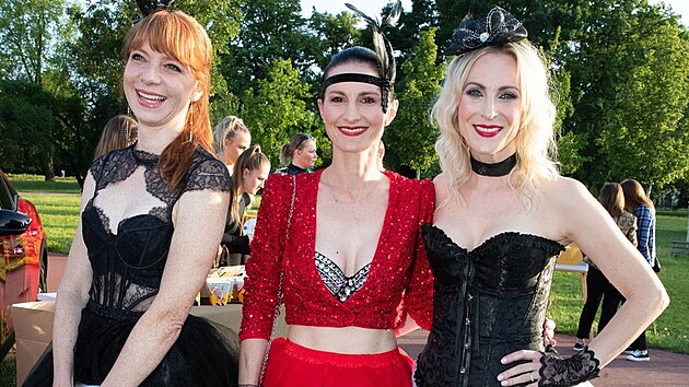 Skupina Holki na Poner Circus Fashion Show(4. června 2024)