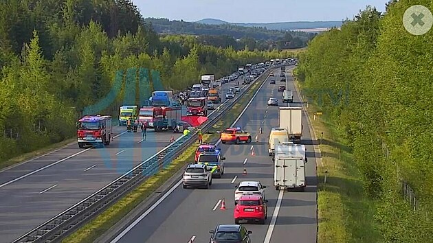 Tragická nehoda na dálnici D5 ve směru na Rozvadov