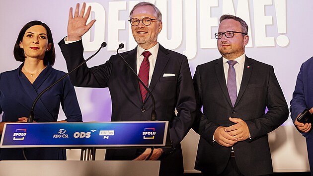 Markéta Pekarová Adamová, Petr Fiala, Marian Jurečka a Alexandr Vondra z koalice Spolu na tiskové konferenci k výsledkům voleb do Evropského parlamentu. (10. června 2024)