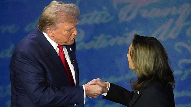 Donald Trump a Kamala Harrisová během debaty na stanici ABC News (11. září 2024)