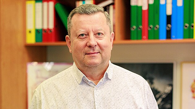 B&yacute;val&yacute; olomouck&yacute; prim&aacute;tor a ministr kultury Anton&iacute;n Staněk bude nov&yacute;m europoslancem.