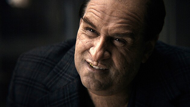 Colin Farrell v titulní roli seriálu Tučňák