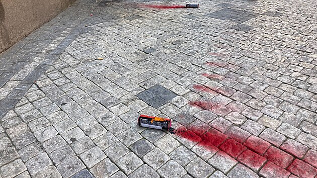 Pozůstatky útoku na budovu KSČM v Praze (21. září 2024)
