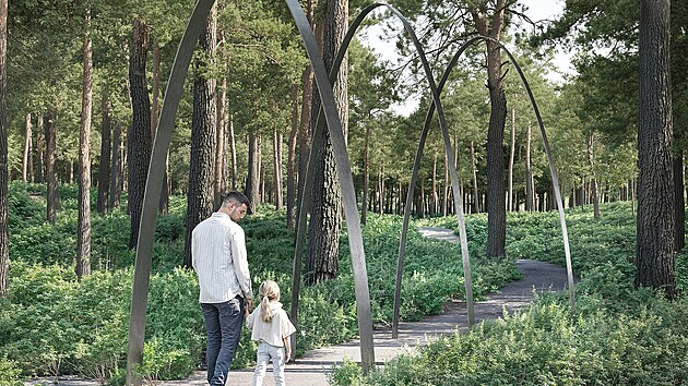 Vítězný návrh na provozní budovu pro návštěvníky a správu přírodní památky a starého důlního díla Orty předložili architekti Vit Forman, Jan Stibral a Roman Balšán ze Stráže nad Nežárkou.