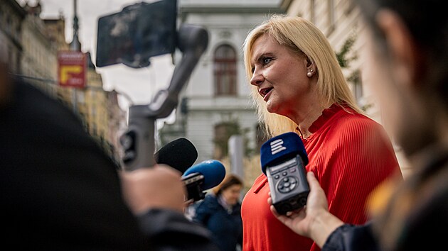 Povolební jednání zástupců STAN a SPOLU po krajských volbách ve středních Čechách. Na snímku hejtmanka Středočeského kraje Petra Pecková. (30. září 2024)