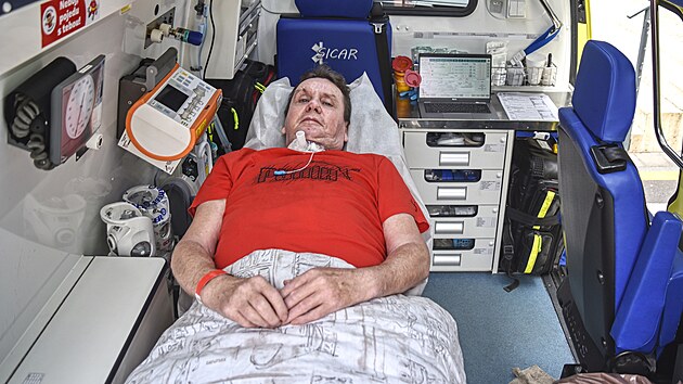 Miroslav Majer z Tovačova zůstal po vážném pracovním úrazu téměř celý jeden rok ve Fakultní nemocnici Olomouc..