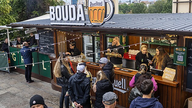 Pilsner fest se každoročně koná za účelem oslav založení plzeňské pivovaru. Letos byl festival pouze jednodenní a přišlo méně lidí než loni.