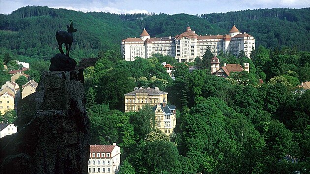 Hotel Imperial v minulém století pohledem od Jeleního skoku.