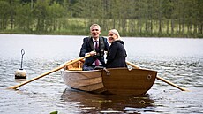 Jens Stoltenberg se švédskou premiérkou Magdalenou Anderssonovou