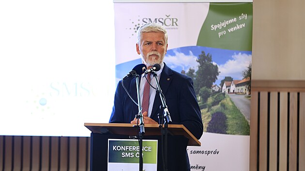 Prezident Petr Pavel na konferenci ve Valticích. (10. října 2024)