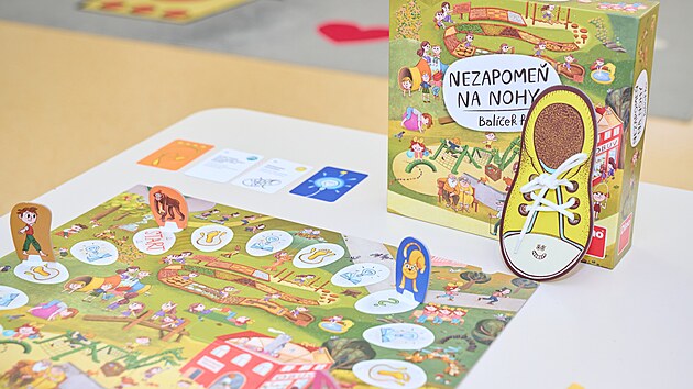 Desková hra Nezapomeň na nohy vznikla na půdě Univerzity Tomáše Bati ve Zlíně a navazuje na stejnojmennou knihu. (říjen 2024)