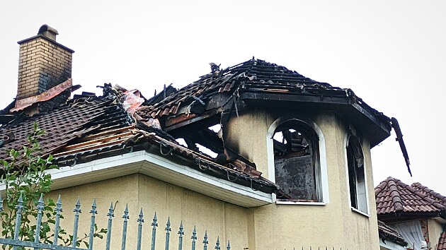 Vilu využívají i bezdomovci. Byli v ní i v době požáru.