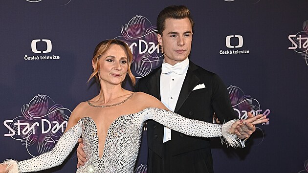 Oskar Hes a Kateřina Bartuněk Hrstková v prvním díle StarDance (12. října 2024)