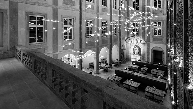 Výstava Praga Magica na Staroměstském náměstí.