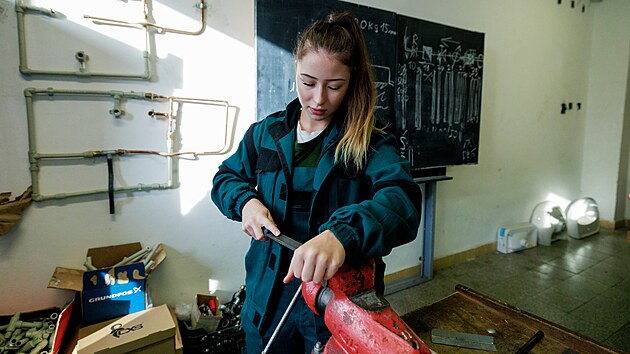 Do prvního ročníku na SOŠ Jarov nastoupilo i několik dívek.