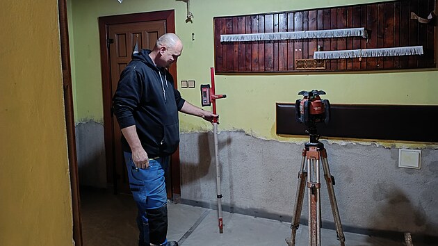 Motorkáři z Rudy mají nádherné stroje, ale taky velké srdce. Bleskurychle zorganizovali pomoc vytopeným lidem.