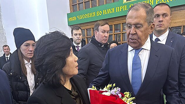 Šéf ruské diplomacie Sergej Lavrov při návštěvě KLDR (1. listopadu 2024)