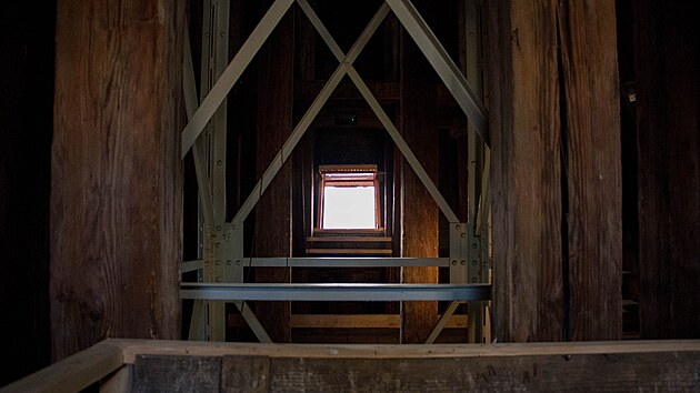 Přístup k výhledům z věže kostela svatého Jakuba v Brně (listopad 2024)