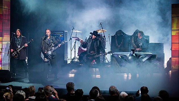 Kapela Lucie v nové sestavě v talkshow 7 pádů Honzy Dědka (říjen 2024)