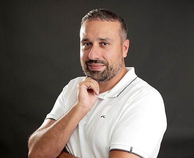 prof. MUDr. Milan Sova, Ph.D., přednosta Kliniky nemocí plicních a tuberkulózy...