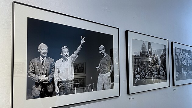 Jan Šibík zachytil všechny okamžiky sametové revoluce včetně demonstrací, které 17. listopadu předcházely.