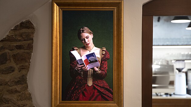 Bistro Judita nabízí přehlídku tzv. oživlých obrazů. (12. listopadu 2024)