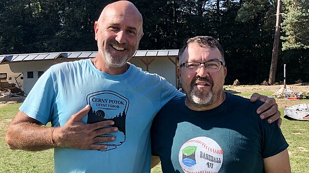 Roman Lipavský (vlevo) s kamarádem v táboře Černý Potok na Jesenicku