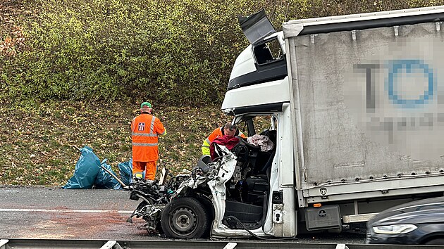 Nehoda na D1 u Mirošovic ( 28. listopadu 2024)